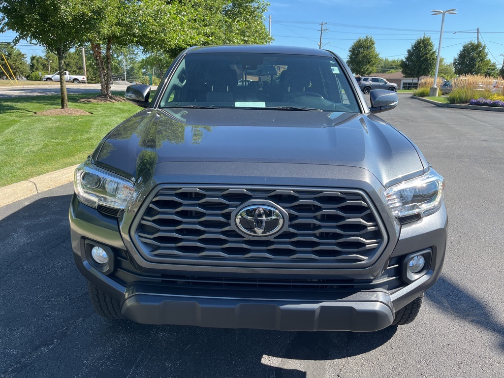 2022 Toyota Tacoma SR5 photo 8