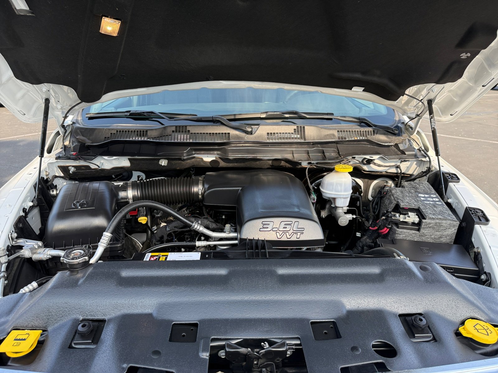 2017 Ram 1500 Laramie photo 19