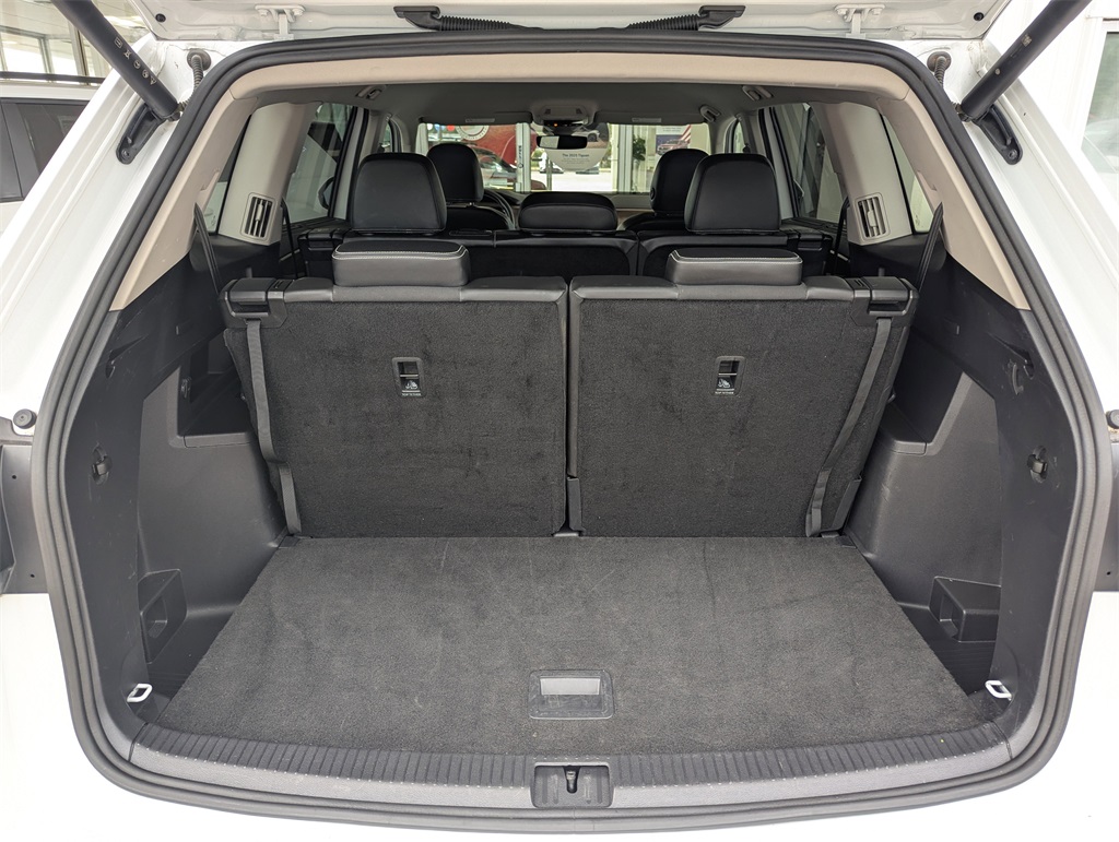 2024 Volkswagen Atlas SE Technology photo 30
