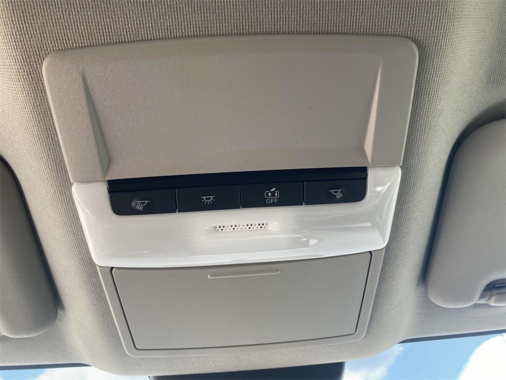 2023 Nissan Sentra SV photo 24