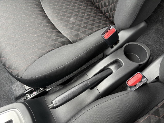 2024 Mitsubishi Mirage ES photo 2