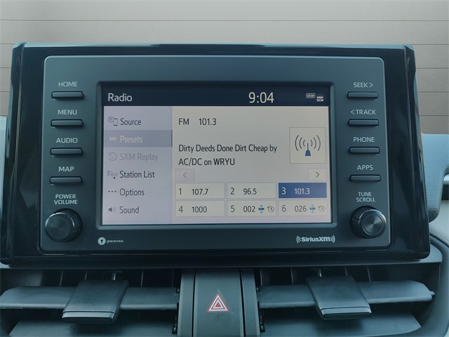 2022 Toyota RAV4 Hybrid XLE photo 21