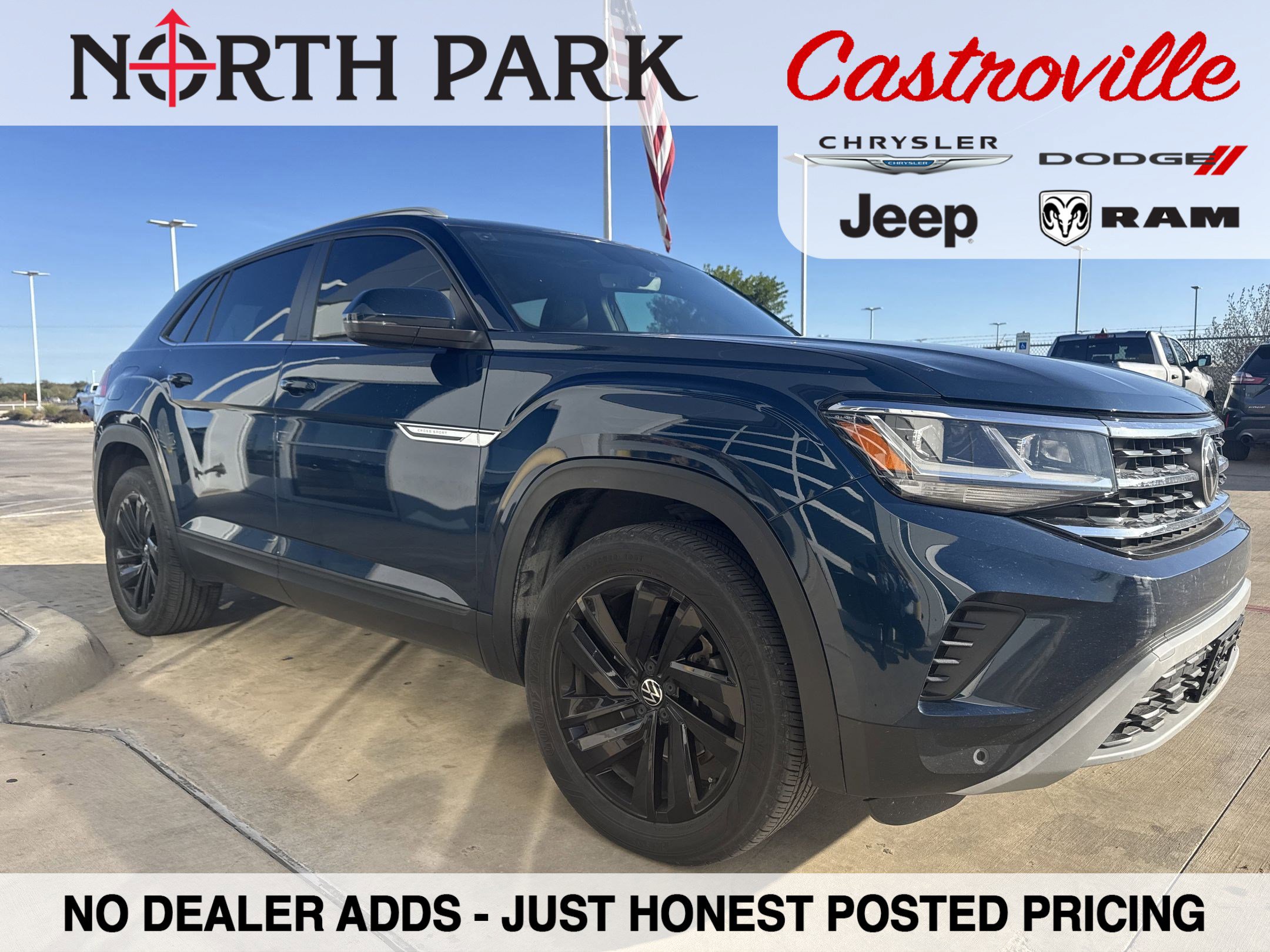 2022 Volkswagen Atlas Cross Sport SE w/Tech's photo