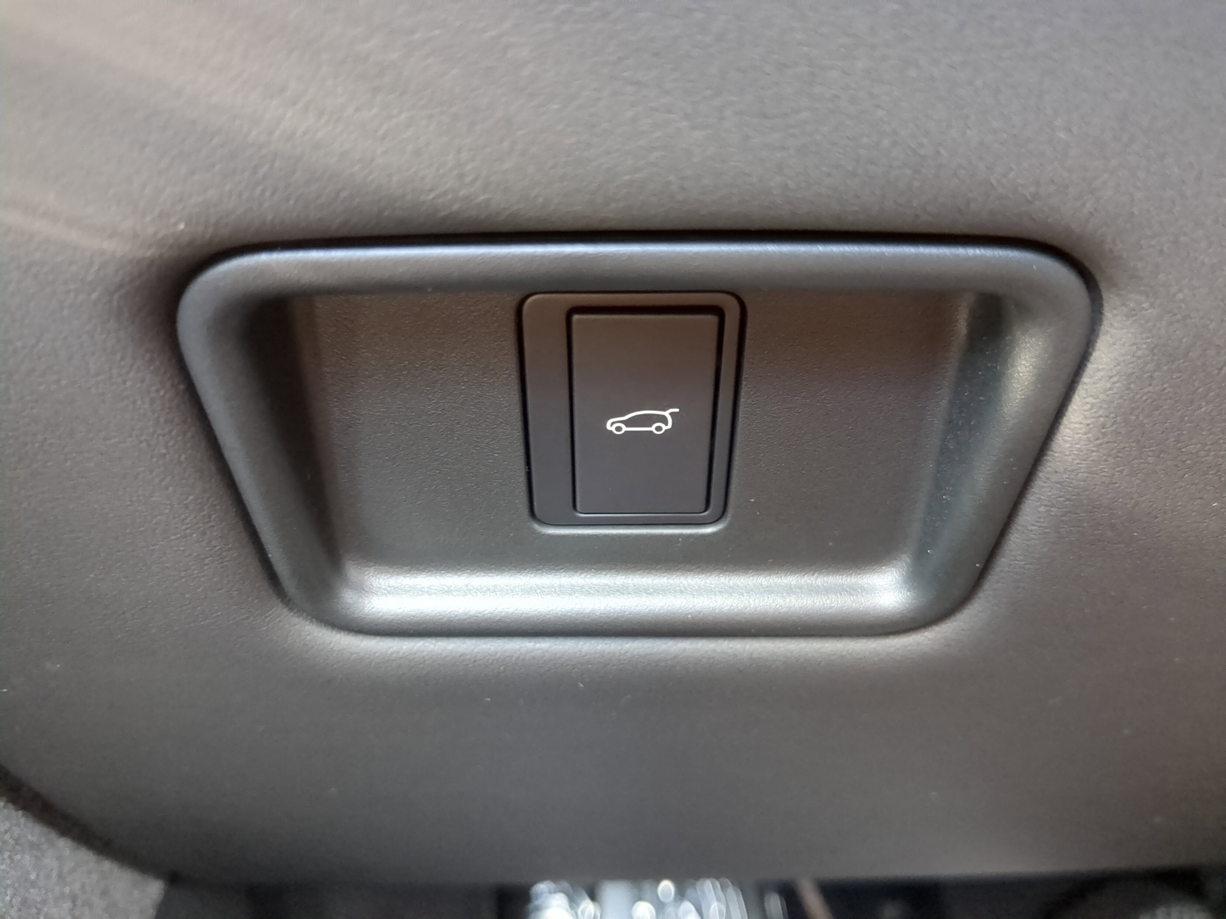2025 Land Rover Range Rover Sport SE photo 14