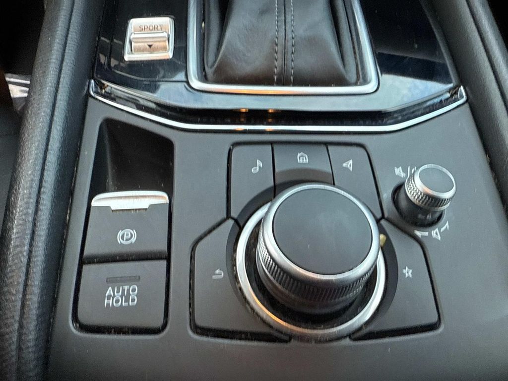 2022 Mazda CX-5 2.5 S Preferred photo 29