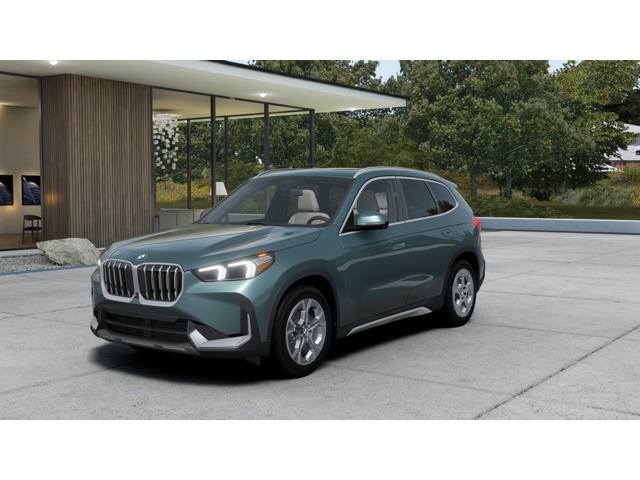 2026 BMW X1 28i's photo