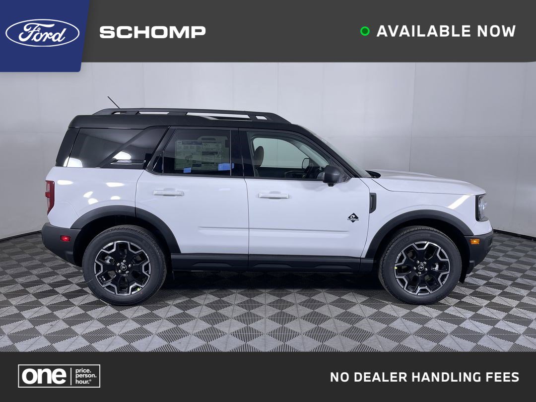 2025 Ford Bronco Sport Outer Banks's photo