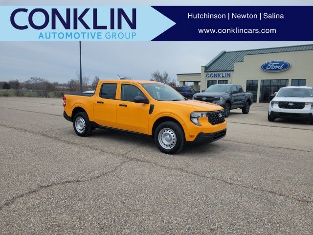 2026 Ford Maverick XL's photo