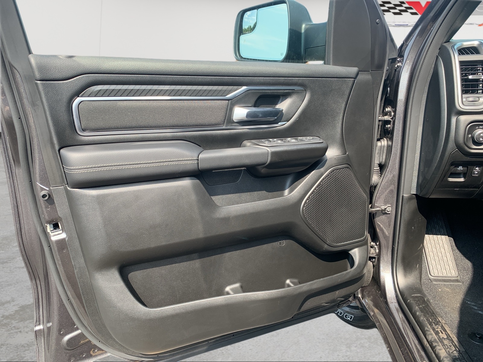 2026 Ram 1500 Big Horn Lone Star photo 4