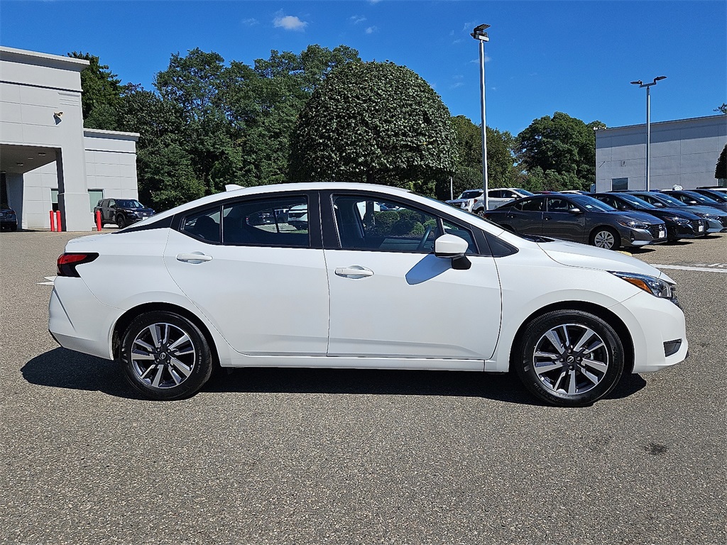 2025 Nissan Versa 1.6 SV photo 27