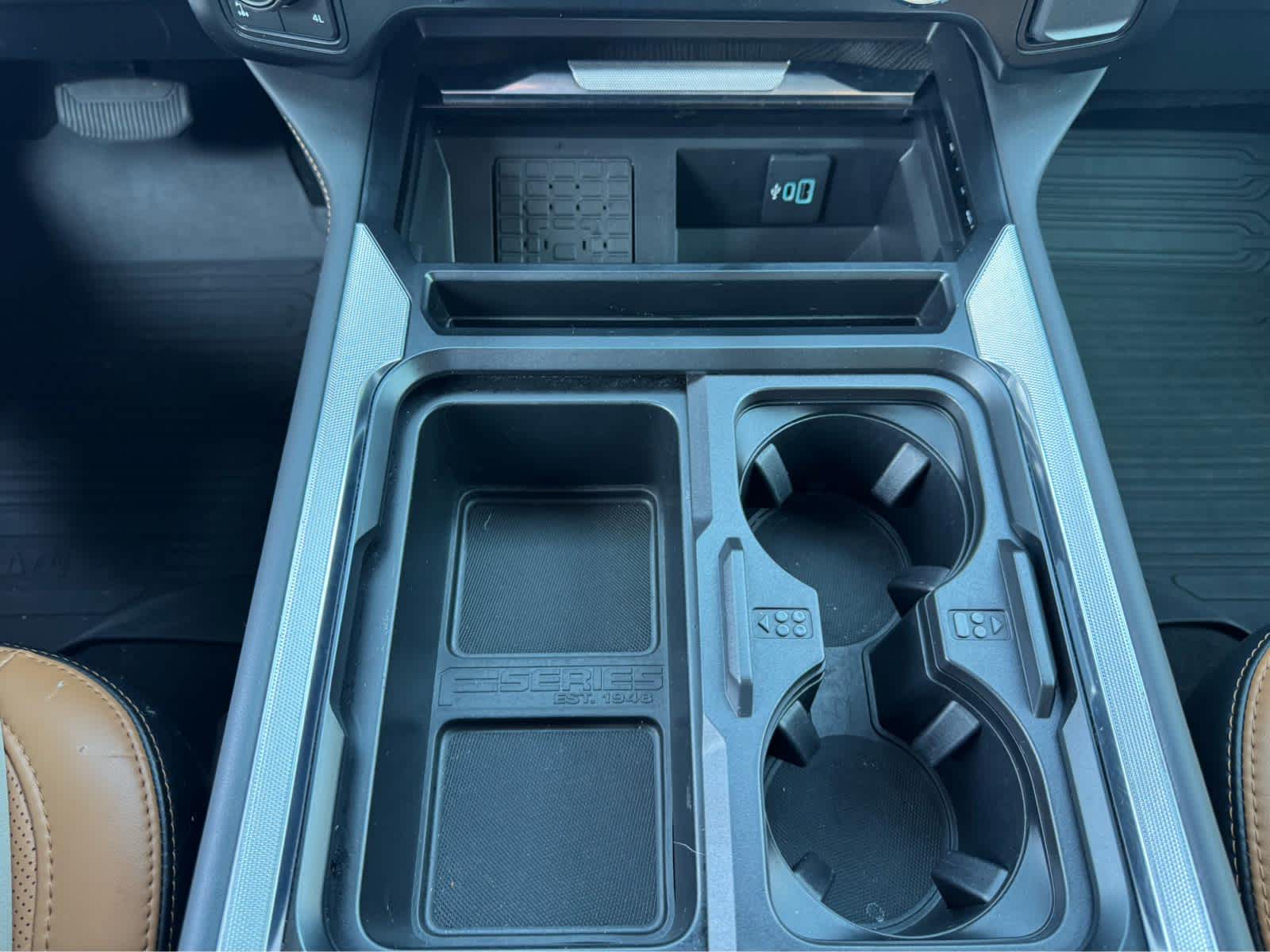 2024 Ford F-250 Platinum photo 17