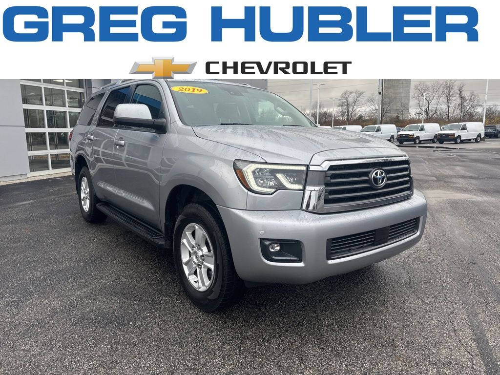 2019 Toyota Sequoia SR5's photo