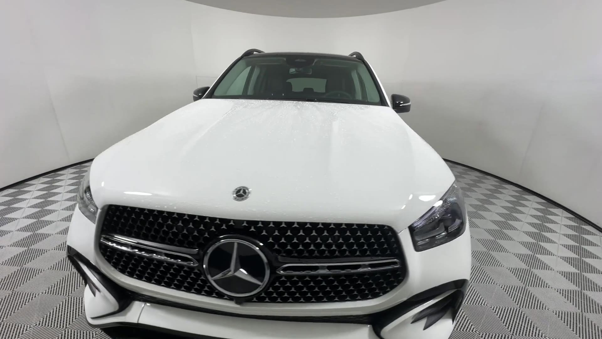 2024 Mercedes Benz GLE 450 4MATIC photo 3