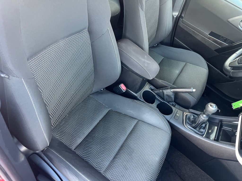 2018 Toyota Corolla iM Base photo 14