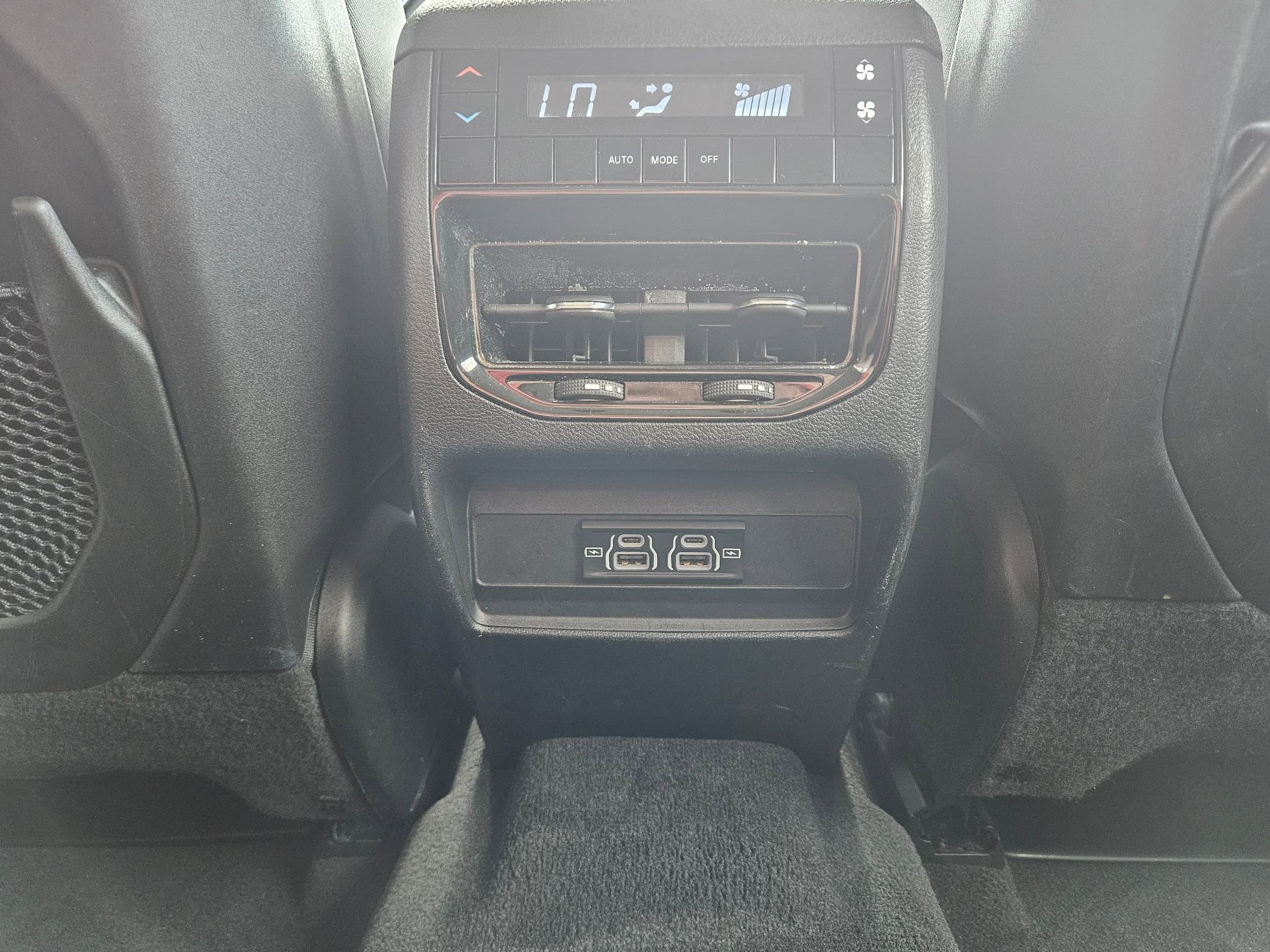 2023 Jeep Grand Cherokee Laredo photo 26