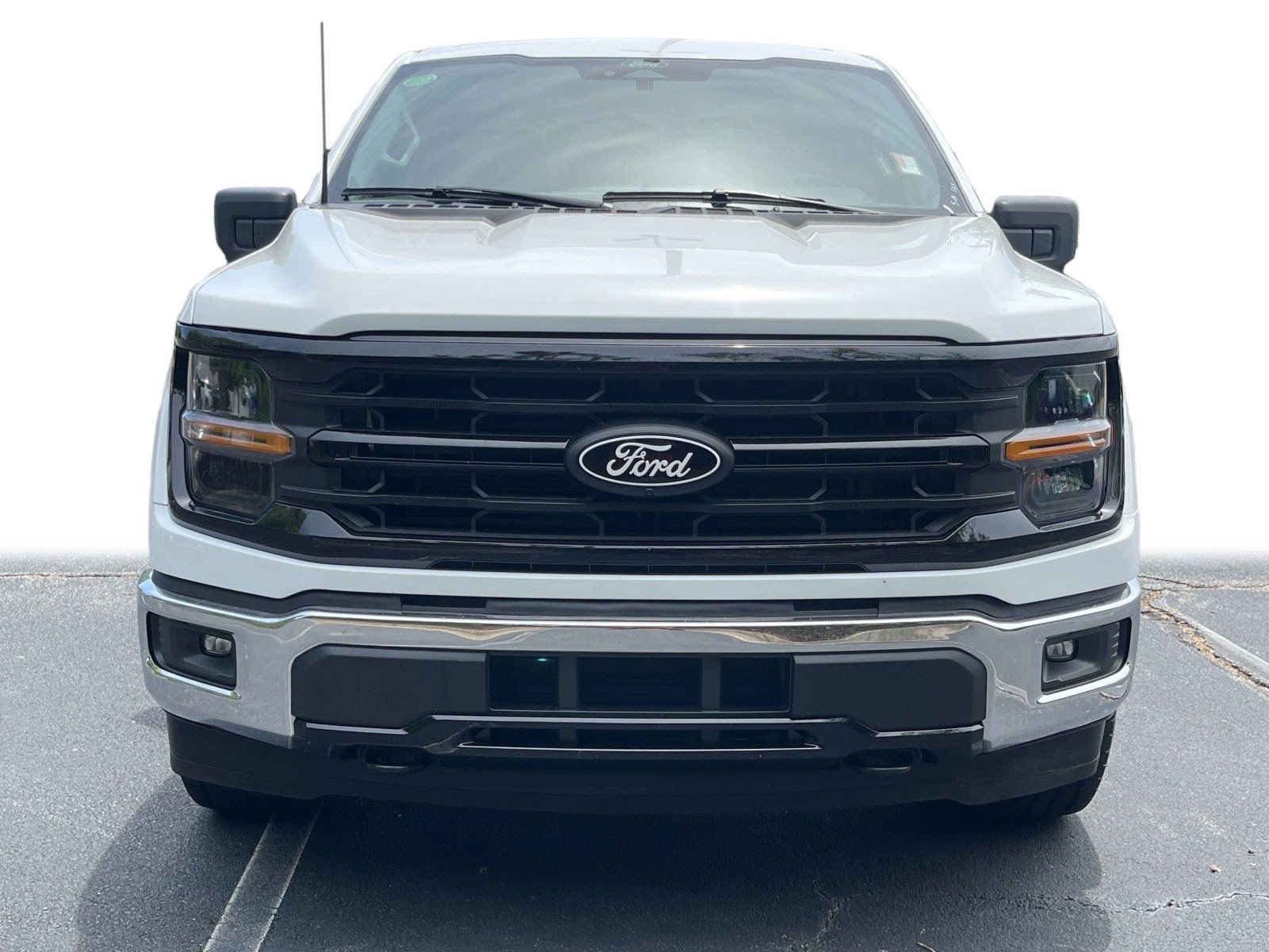 2024 Ford F-150 XLT photo 16