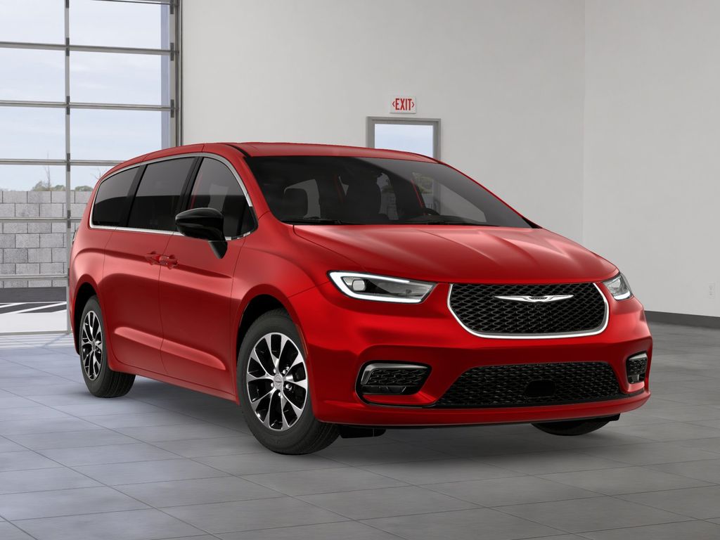 2026 Chrysler Pacifica photo 6