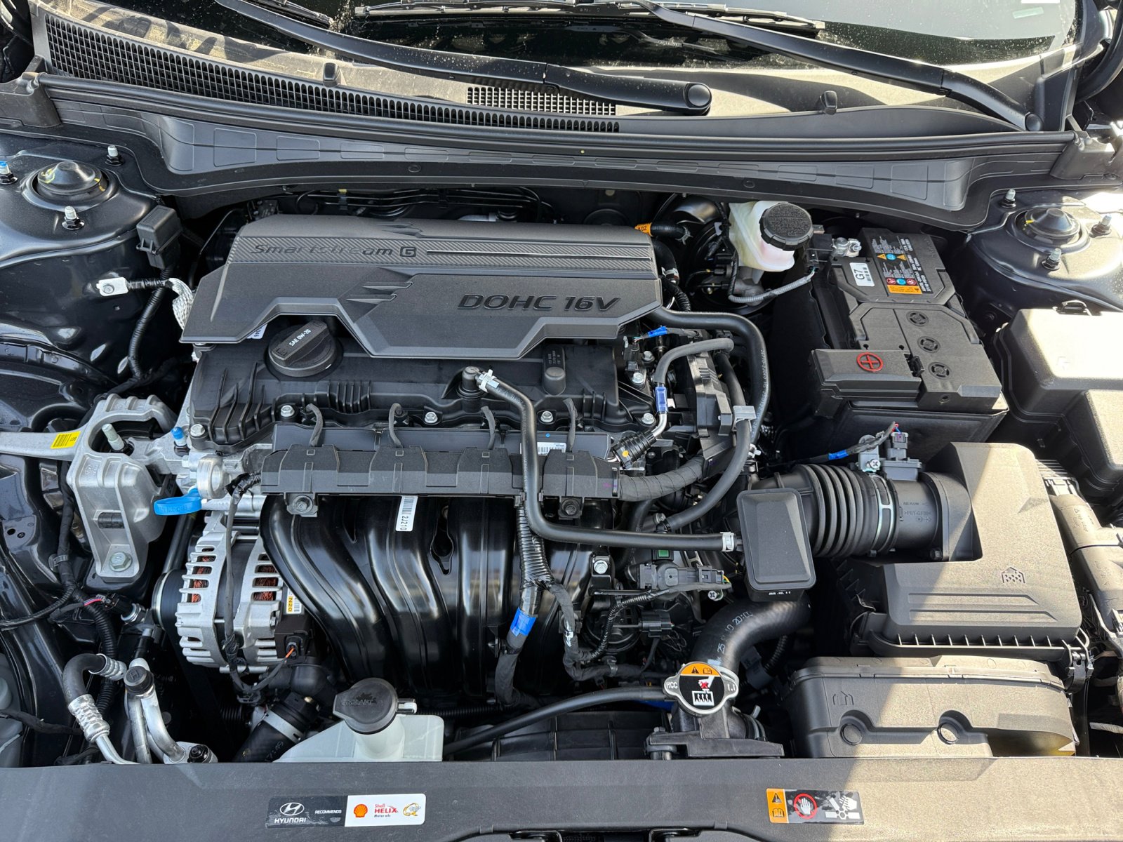 2025 Hyundai Elantra SE photo 19