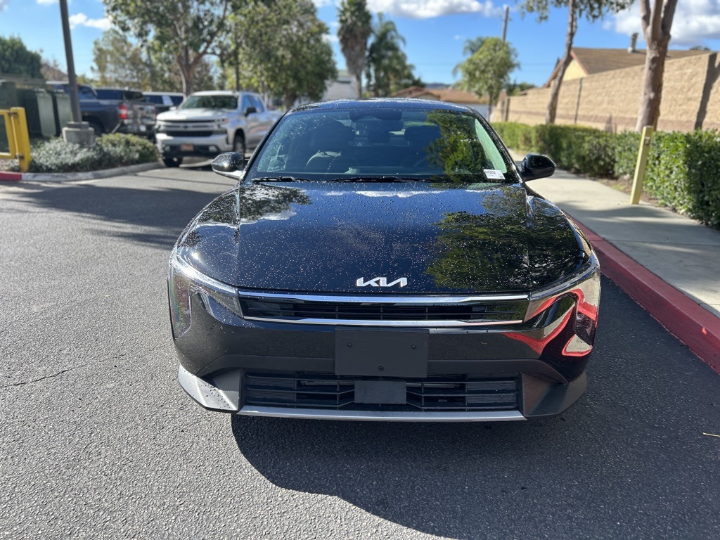 2025 Kia K4 EX photo 2