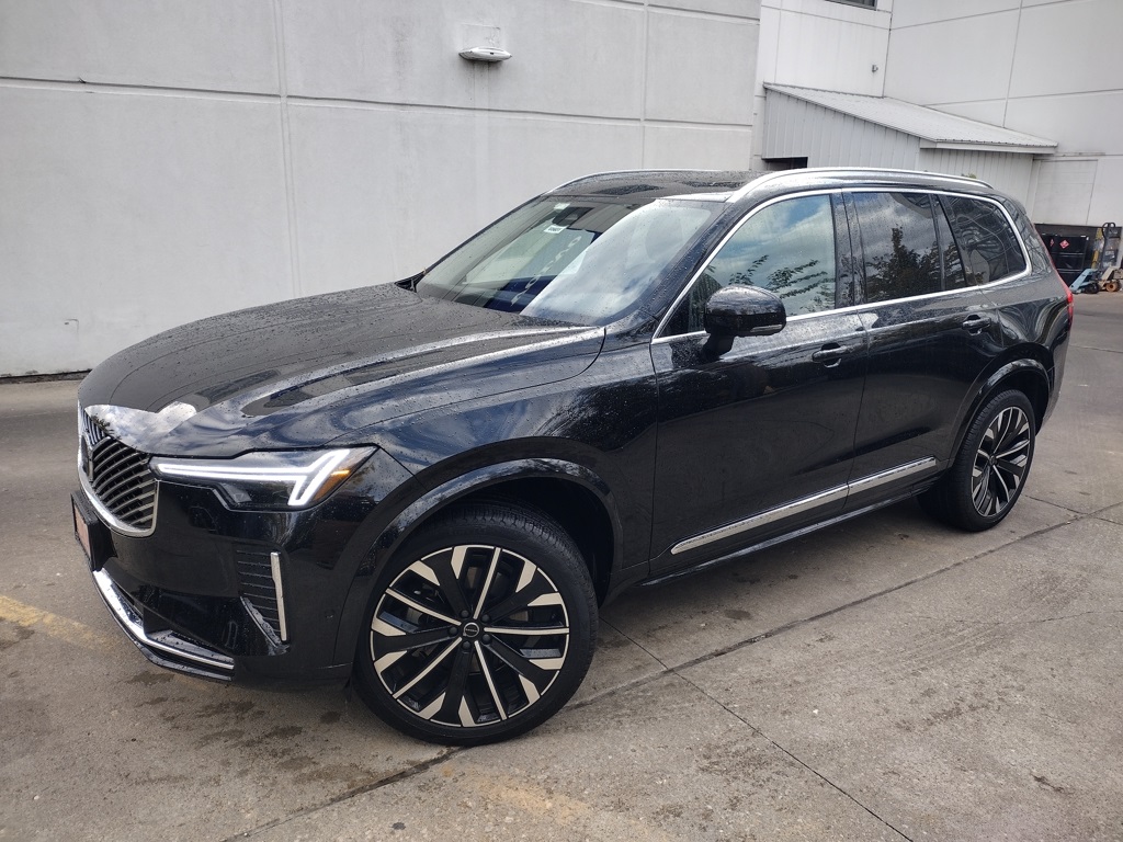 2026 VOLVO XC90 - Image 1