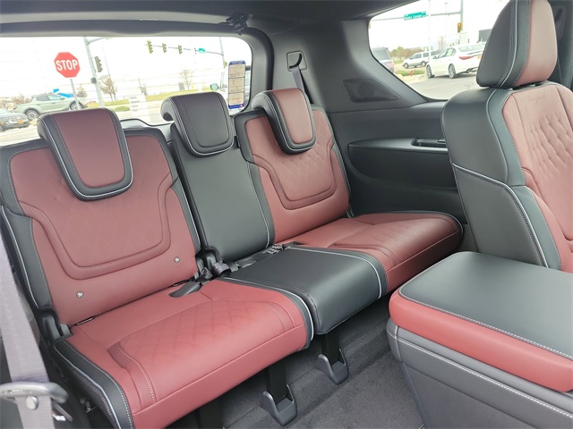 2025 Infiniti QX80 photo 27
