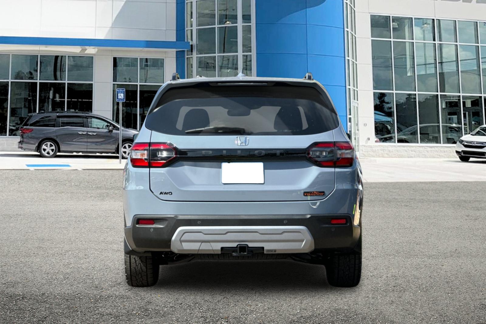 2025 Honda Pilot TrailSport photo 4
