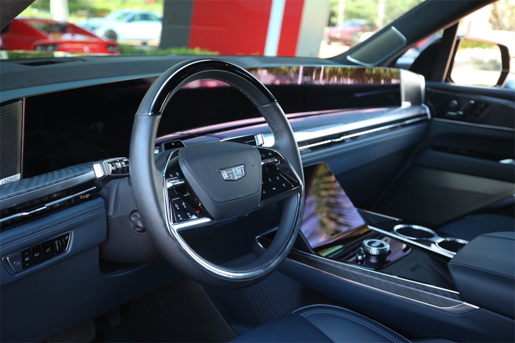 2025 Cadillac Escalade IQ Sport photo 31