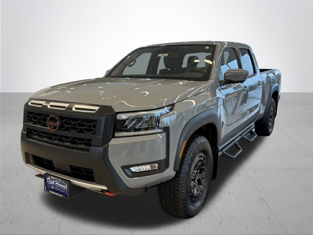 2026 Nissan Frontier PRO-4X photo 2