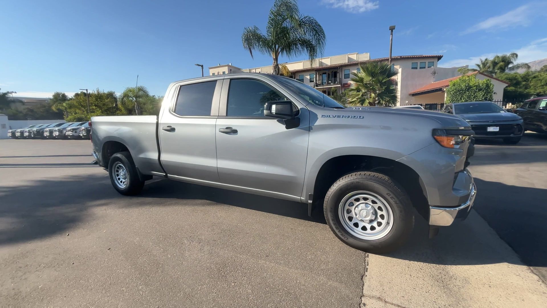 2026 Chevrolet Silverado 1500 photo 2
