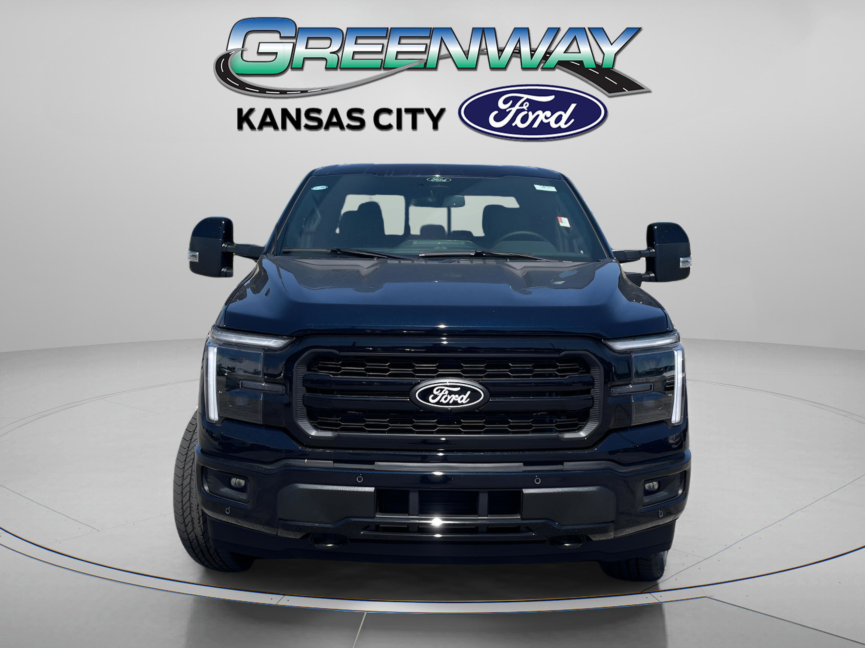 2025 Ford F-150 Lariat photo 2