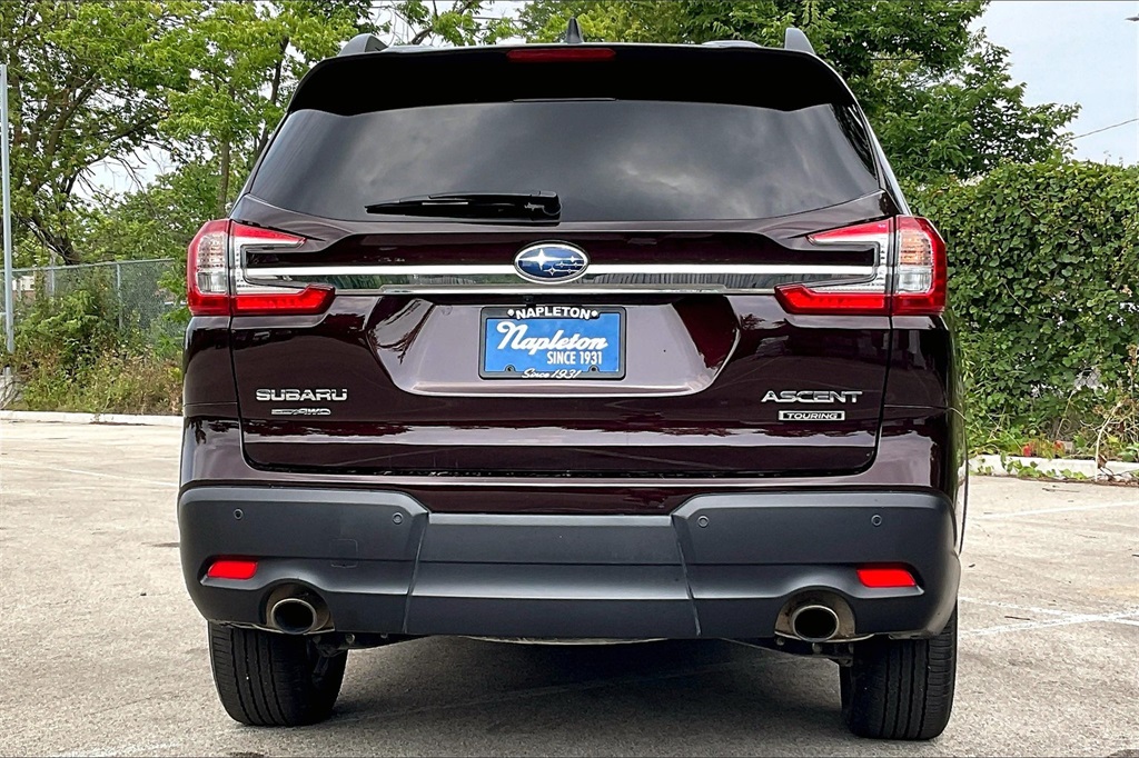 2024 Subaru Ascent Touring photo 3