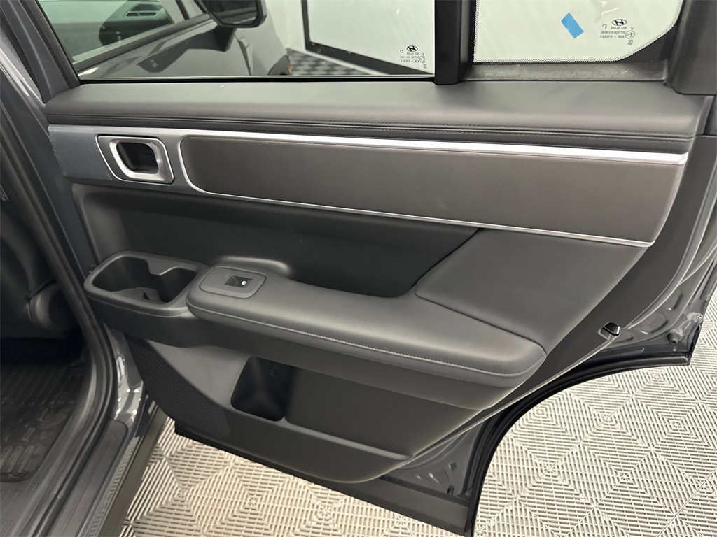 2026 Hyundai Santa Fe SEL photo 17