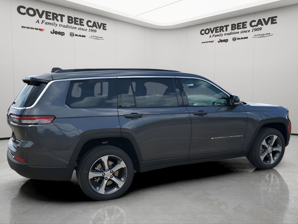 2025 Jeep Grand Cherokee Limited photo 8