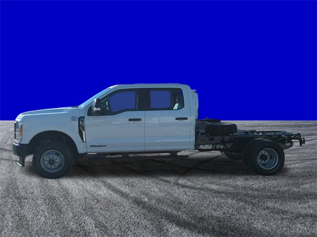 2026 Ford F-350 photo 7
