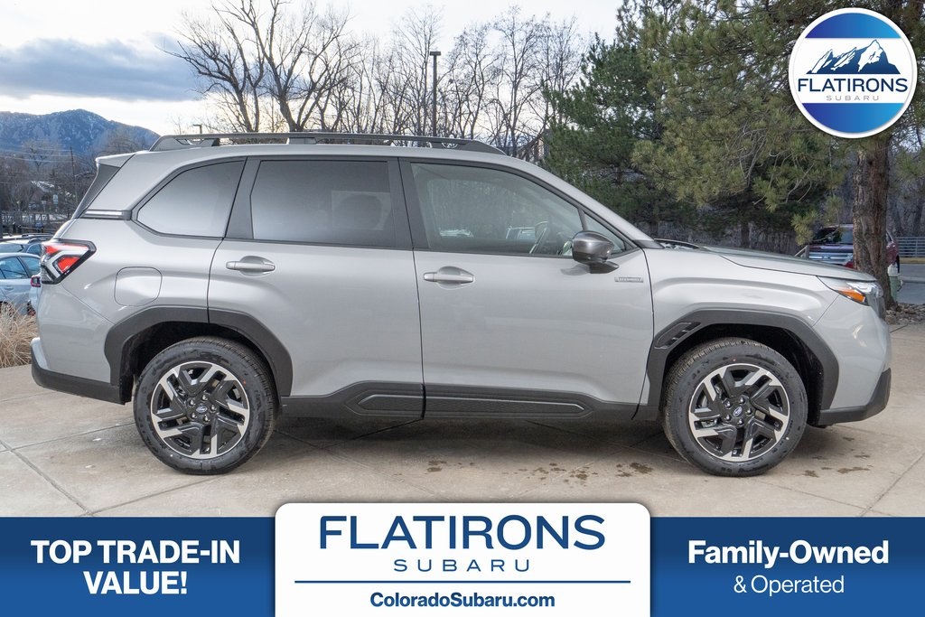 2025 Subaru Forester Premium's photo