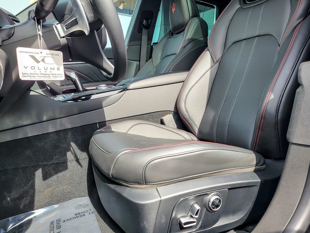 2024 Maserati Levante GT photo 6