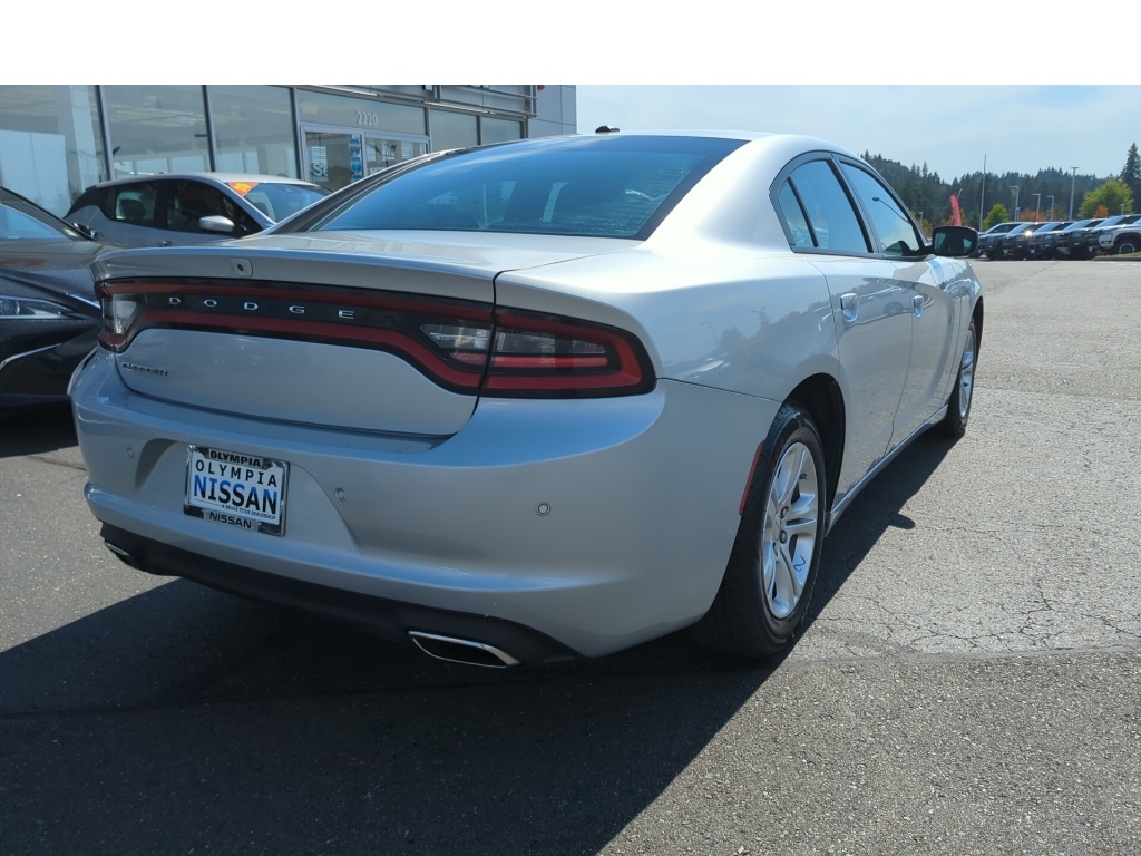 2022 Dodge Charger SXT photo 7