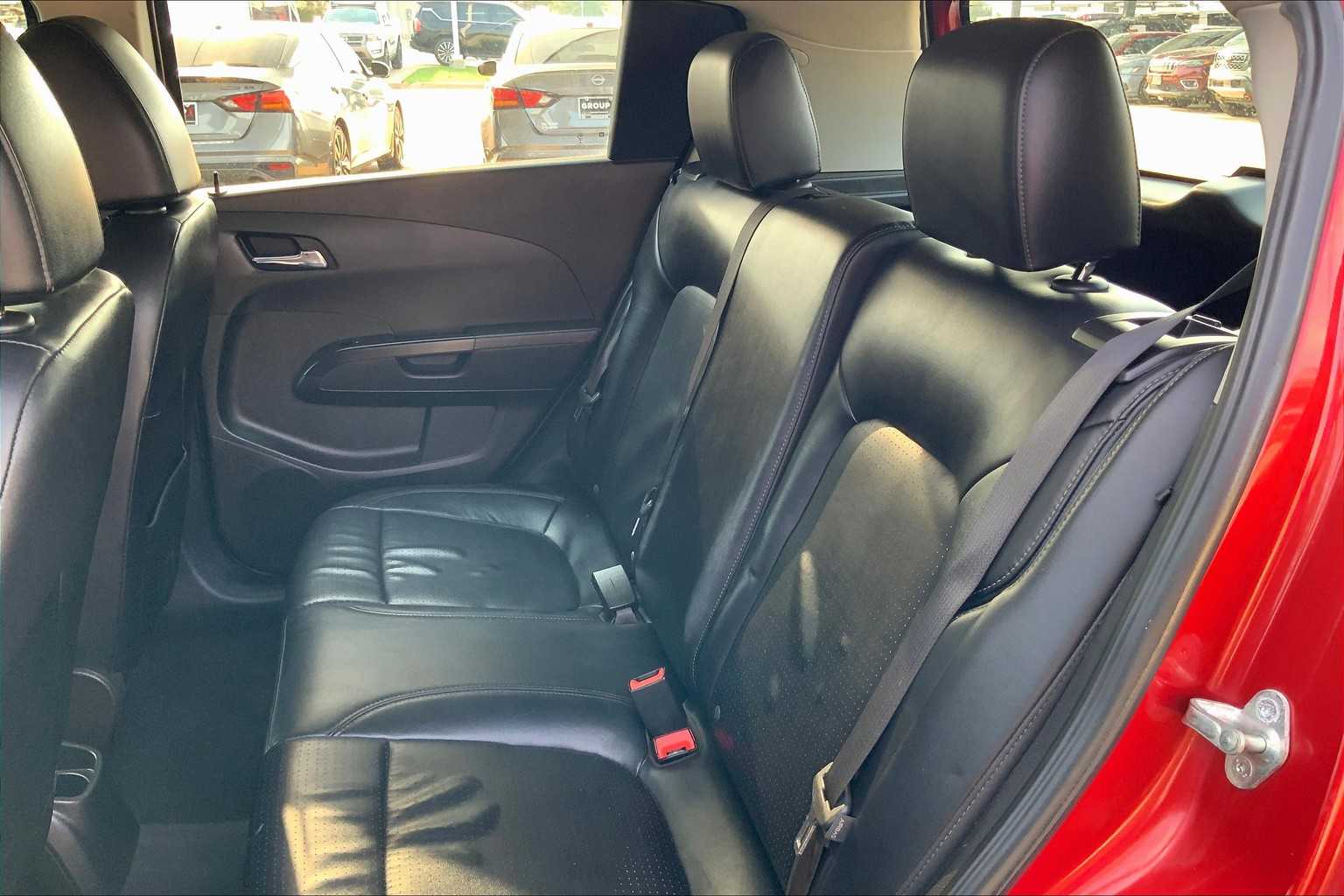2013 Chevrolet Sonic LTZ photo 16