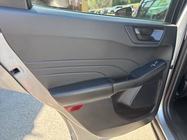 2022 Ford Escape SE photo 17