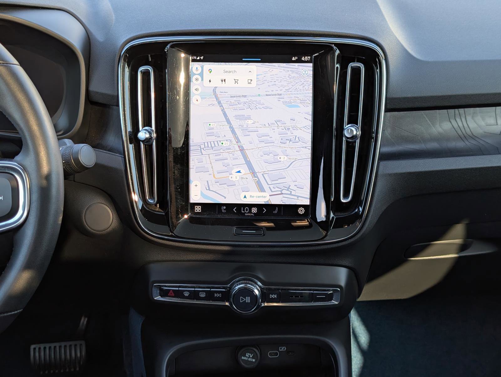 2023 Volvo C40 Recharge Ultimate photo 28