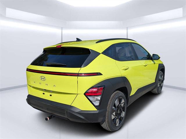 2025 Hyundai Kona SEL photo 3