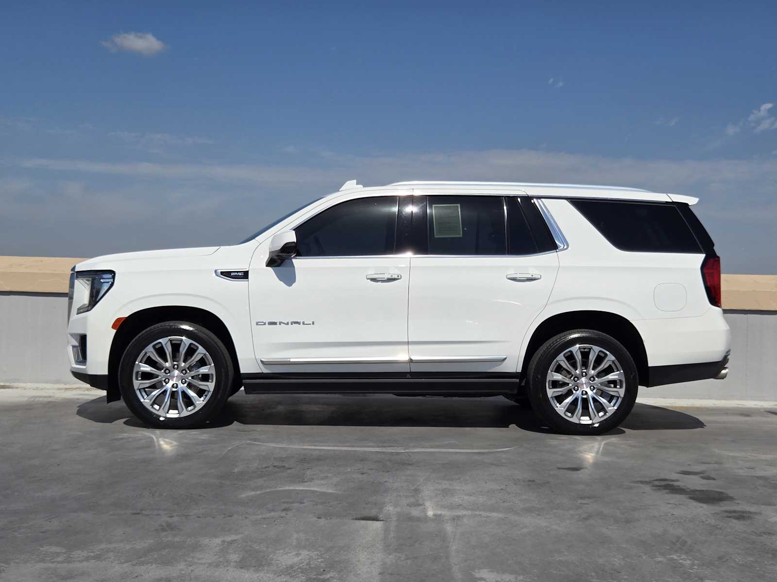2023 Gmc Yukon Denali photo 4