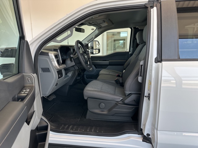 2026 Ford F-350 XL photo 16