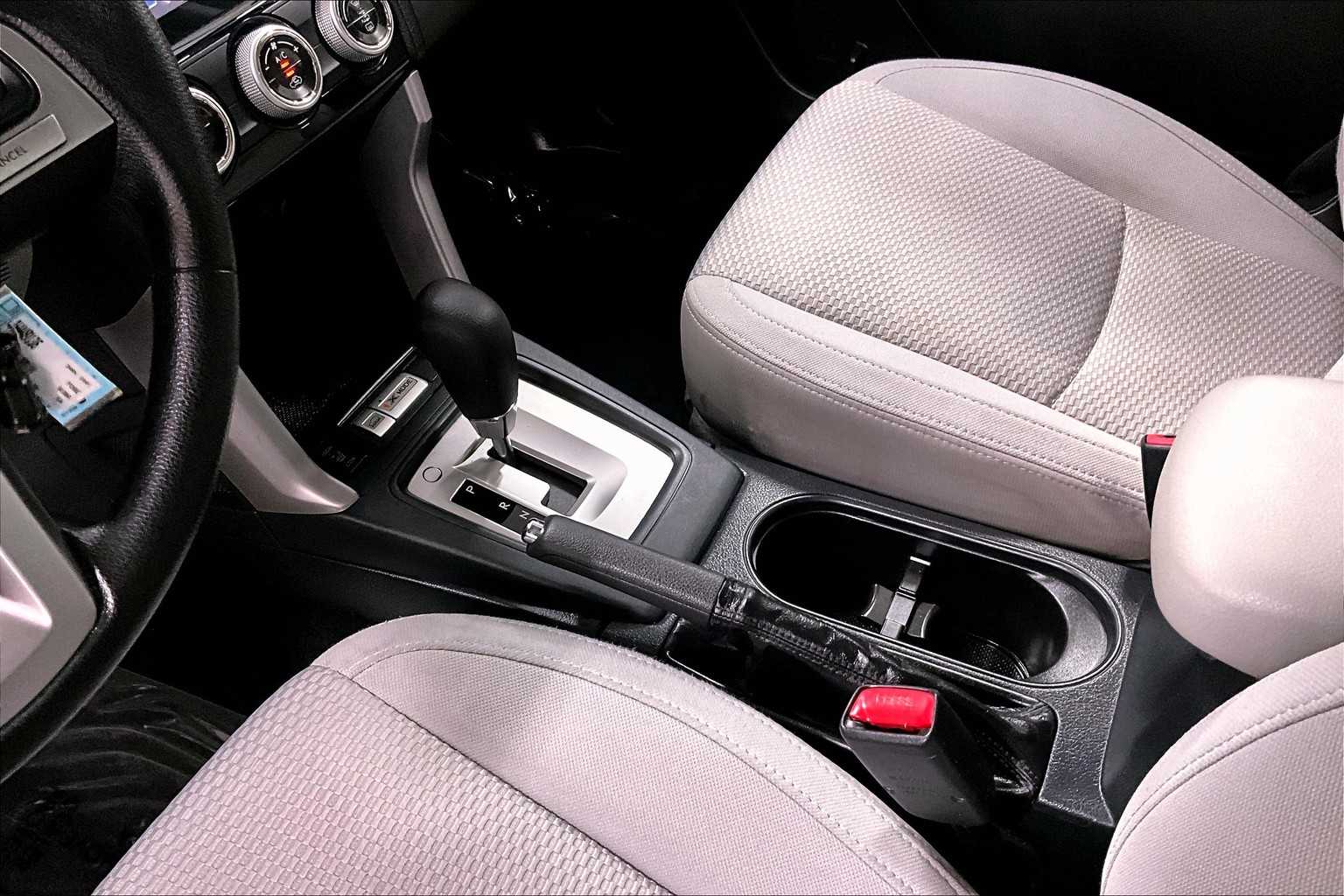 2018 Subaru Forester Premium photo 15