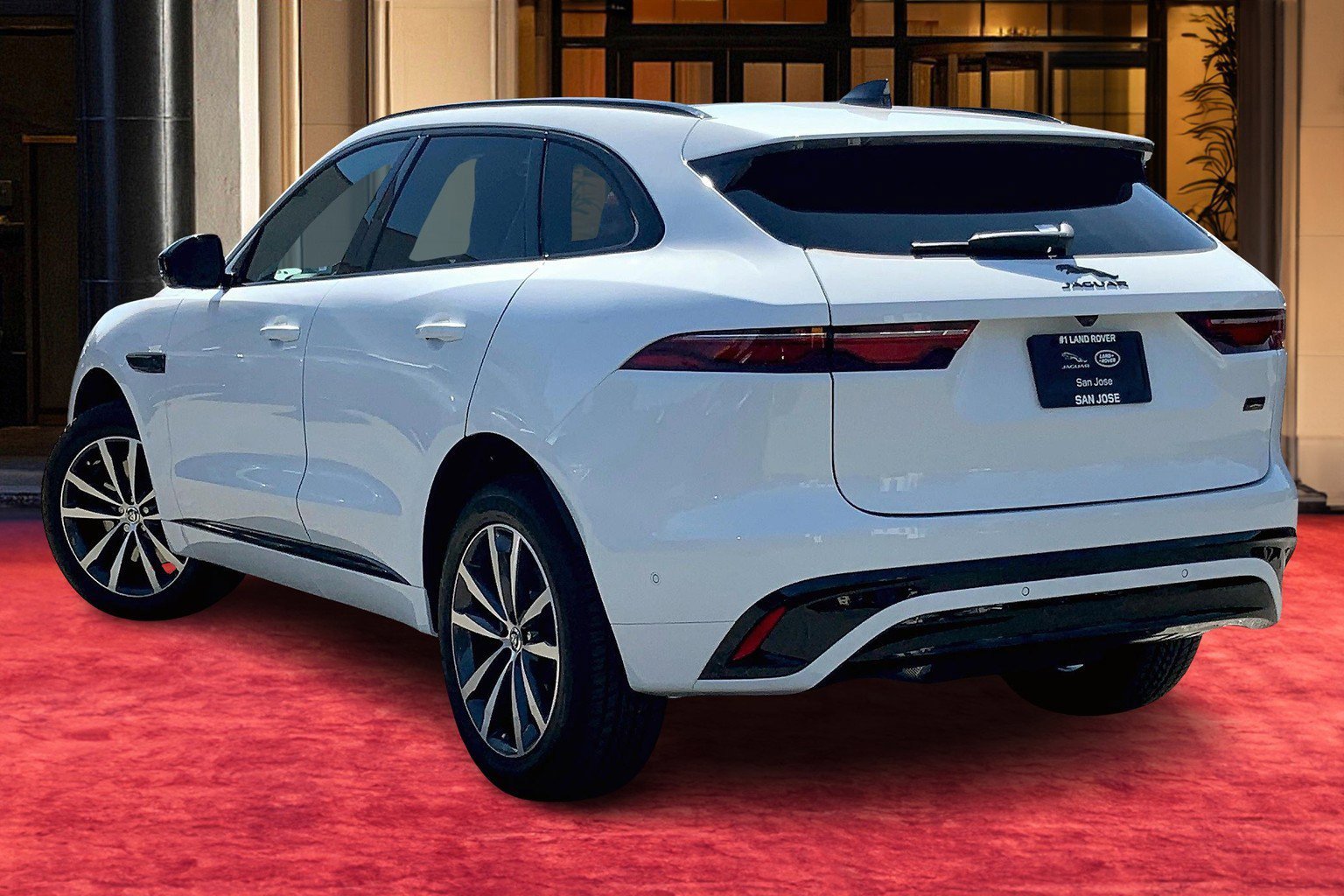 2026 Jaguar F-PACE P250 R-Dynamic S photo 3