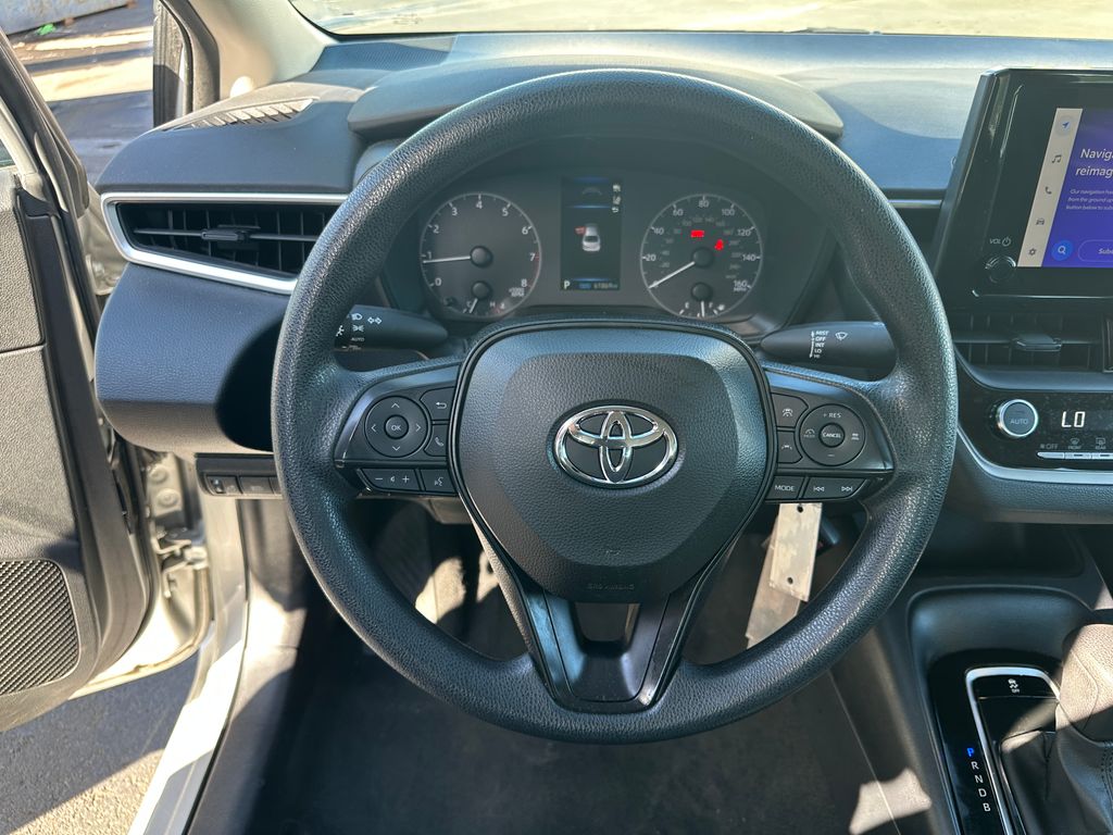 2023 Toyota Corolla LE photo 16