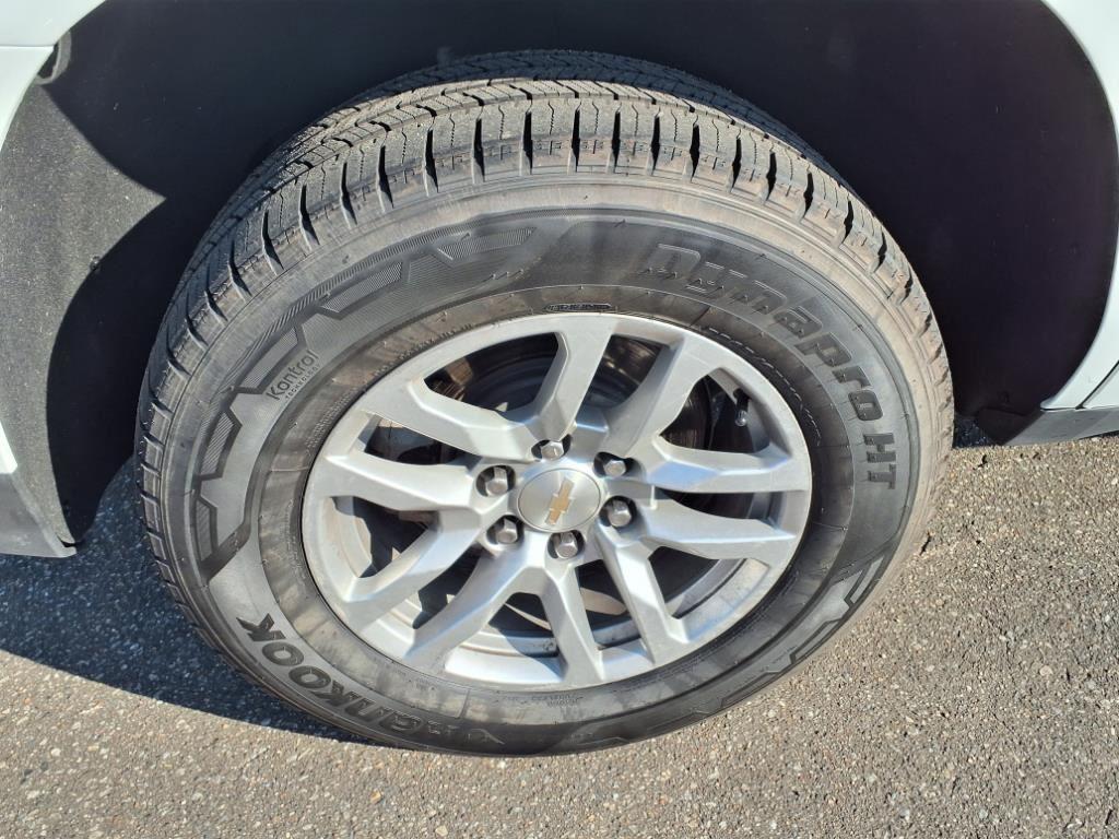 2023 Chevrolet Tahoe LT photo 4