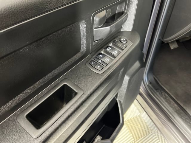 2021 Ram 1500 Classic Tradesman photo 11