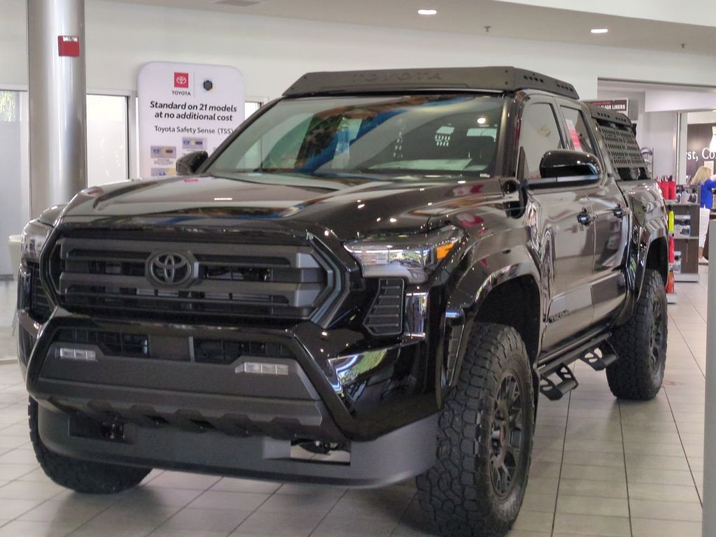 2025 Toyota Tacoma SR5's photo