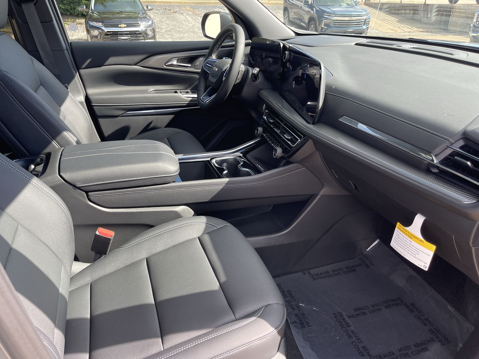 2026 Chevrolet Traverse photo 9